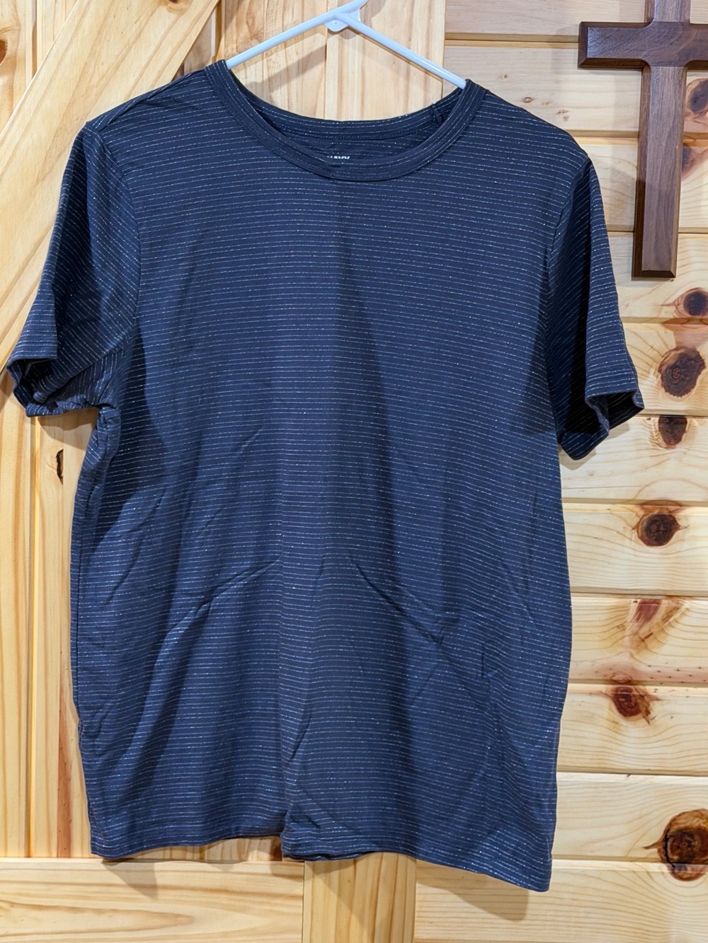 Old Navy Women’s tee Gray with silver striped Large tall